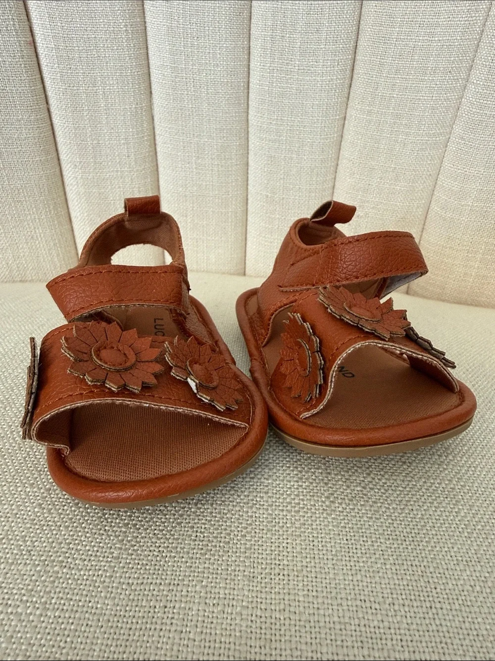 baby size 3 sandals LUCKY BRAND faux leather flower brown walker infant cute fun